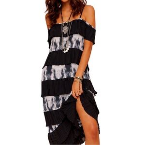 Stevie May Black & White Tie-Dye Tiered Pleated Maxi Dress | Off-Shoulder | XS/S